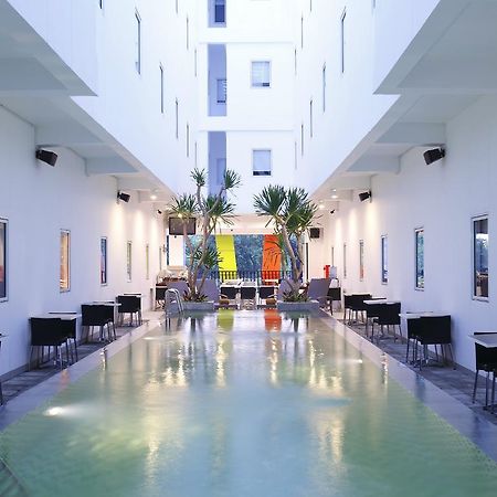 โรงแรมอมาริส ซันเซ็ต โรด กูตา ภายนอก รูปภาพ