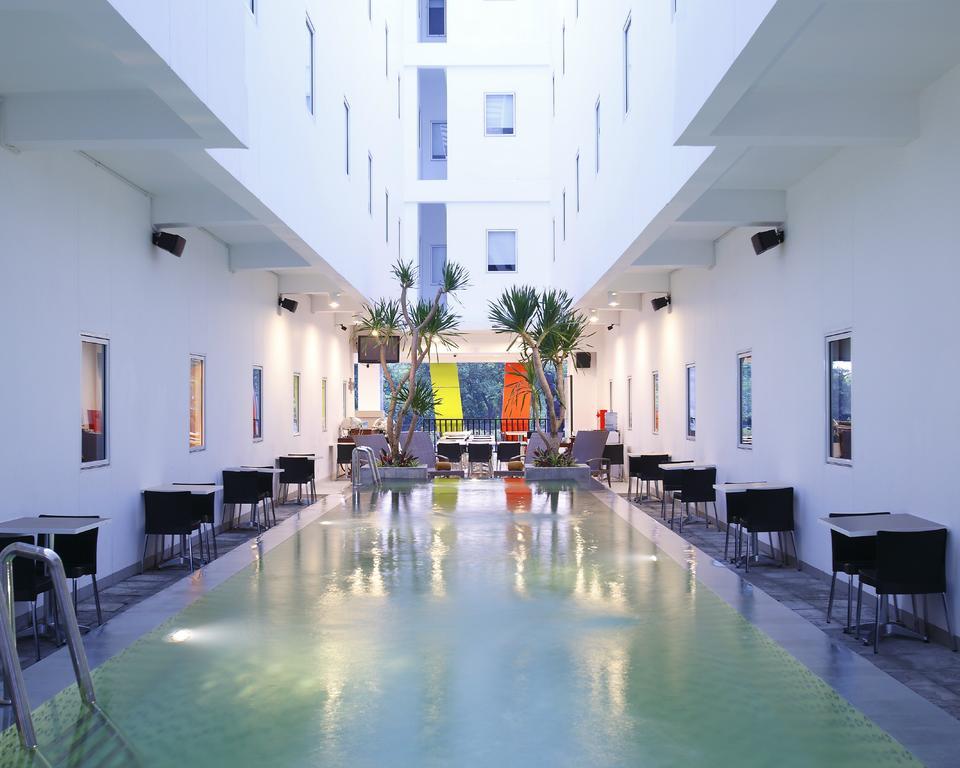 โรงแรมอมาริส ซันเซ็ต โรด กูตา ภายนอก รูปภาพ